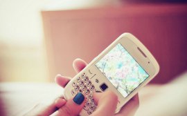 Выяснены основные симптомы того, что человек нуждается в новом мобильном телефоне