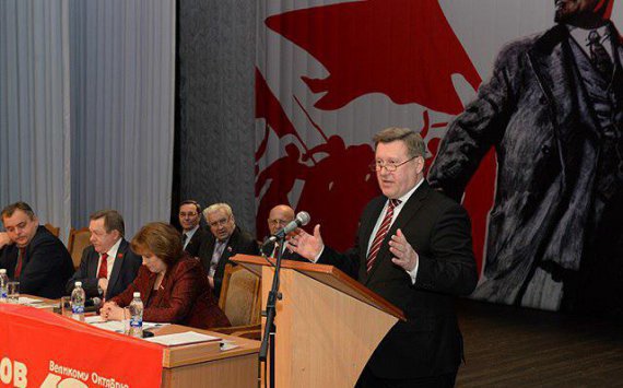 Анатолий Локоть призвал коммунистов бороться за победу на выборах губернатора Новосибирской области
