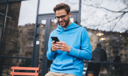 Новосибирцы не спешат отказываться от WhatsApp*