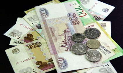 Экономист Остапкович: Россия может потерять 1 трлн рублей из-за санкций США