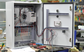 «Е-ШКАФ» в юбилейный год выпустил 728 электрошкафов