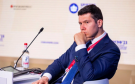 Антон Алиханов провел несколько двусторонних встреч на полях ПМЭФ-2024