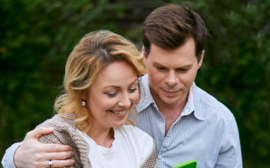 Женщины Новосибирска подружились с ИИ-компаньонами – аналитика Yota