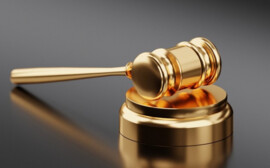 В Новосибирске автомобиль для суда закупят за 2,5 млн рублей