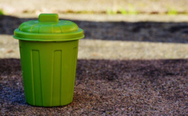 Спикер Заксобрания Новосибирской области рассказал о мусорной реформе и тарифах ЖКХ