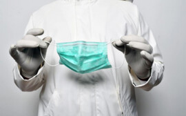 Константин Хальзов оценил вероятность продления масочного режима до весны