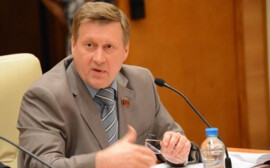 Локоть заявил об отсутствии желания у «навальнистов» узаконивать митинги в Новосибирске