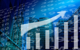 Травников представил опыт развития Новосибирской области на Московском финансовом форуме