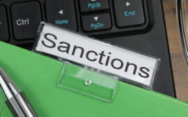 Новосибирский губернатор Травников попал под санкции Канады