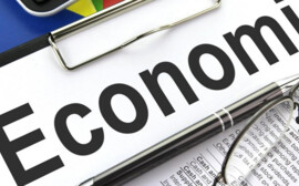 Травников назвал удивившие его отрасли экономики Новосибирской области