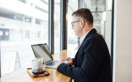 Травников поблагодарил бизнес за развитие экономики Новосибирской области