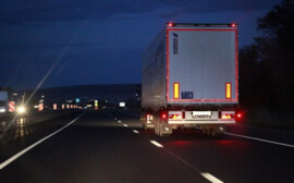 В Новосибирске запрет на фуры может подстегнуть рост цен в магазинах