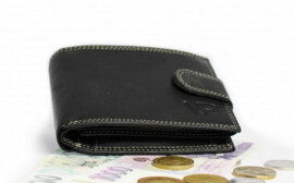 Экономист Хазанов: В РФ инфляция «съедает» рост средней зарплаты