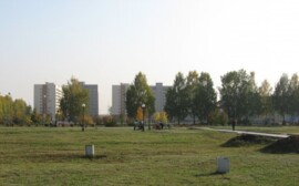 В Новосибирске продолжает дешеветь жилье в новостройках 