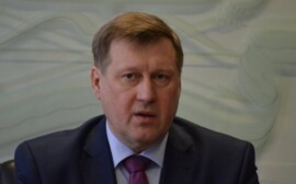 Анатолий Локоть не одобрил идею передать школы региональной власти