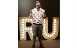 Премию Рунета впервые вручили музыканту. Лауреатом стал проект «BANANAFOX»