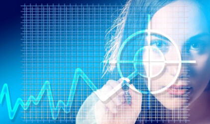 «Ренессанс Кредит» проанализировал, как менялись траты клиентов по картам в марте