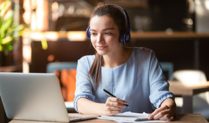 Новосибирцы ежемесячно тратят на видеоконференции по 44 часа