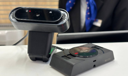 В салонах МегаФона теперь можно получить банковские услуги