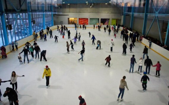 В Новосибирске рядом с одним из торговых центров появится бесплатный каток
