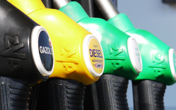 В Новосибирске средняя стоимость бензина зафиксировалась на 40 рублях