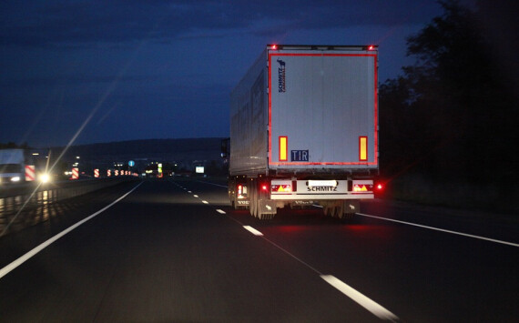 В часы пик до апреля большегрузам запретили ездить по Новосибирску