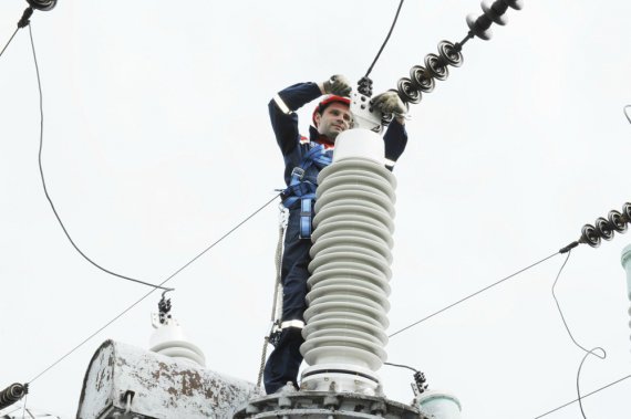 Филиал «Тулэнерго» отремонтировал более 1400 км  линий электропередачи 0,4 – 10 кВ
