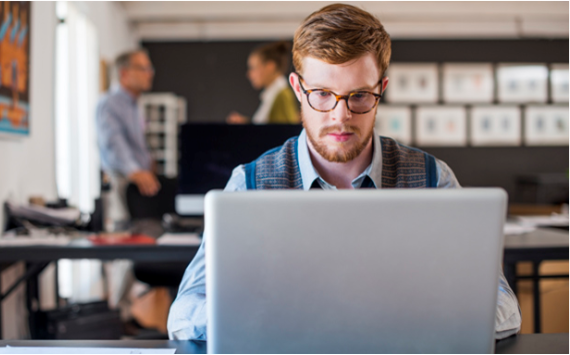 Первая работа после выпускного: Как найти работу тем кто только выпустился из Университета?