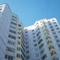 В Новосибирской области продолжает дешеветь недвижимость