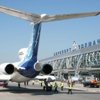 Пассажиропоток «Аэропорта Толмачево» в 2015 году уменьшился на 6,4% до 3,7 млн человек