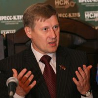 Мэр Новосибирска Локоть не пойдет в предвыборный отпуск