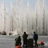 В Новосибирской области начали взрывать на реках лед