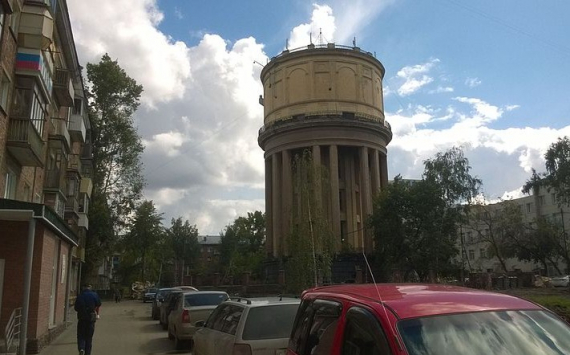 В Новосибирске водонапорную башню продают за 50 млн рублей
