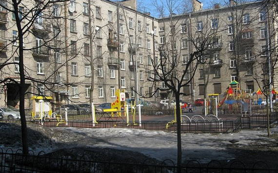 В Новосибирске на ремонт дворов выделили 302 млн рублей