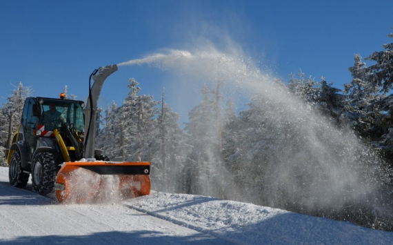 В Новосибирске технику для уборки снега закупят за 400 млн рублей