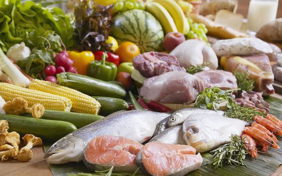 В Минтруде РФ предложили добавить в потребительскую корзину больше мяса и рыбы‍