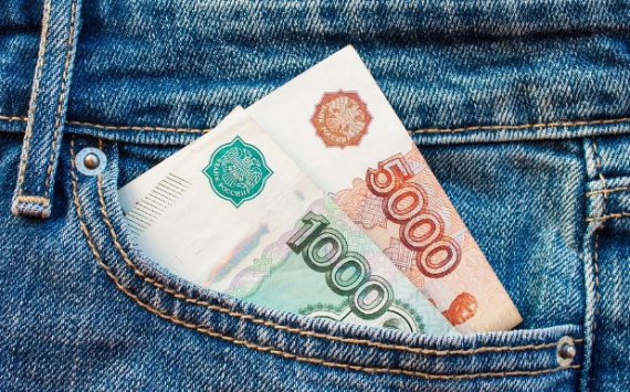 В Новосибирской области зарплаты выросли на 101 рубль