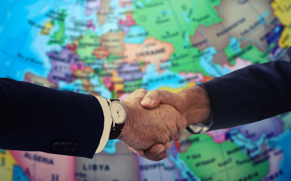 Главные чиновники стараны отправились  изучать регионы