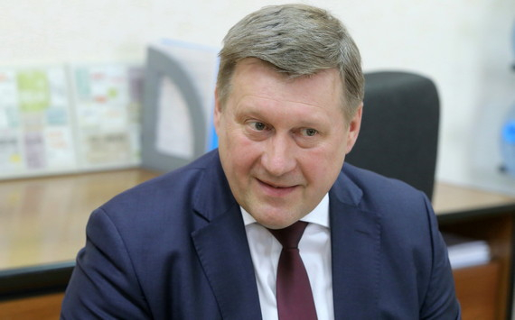 &#x041A;&#x043E;&#x043C;&#x043C;&#x0443;&#x043D;&#x0438;&#x0441;&#x0442;&#x044B;&#x20;&#x0437;&#x0430;&#x0441;&#x044B;&#x043F;&#x0430;&#x043B;&#x0438;&#x20;&#x043C;&#x0435;&#x0442;&#x0440;&#x043E;.&#x20;&#x042D;&#x043A;&#x0441;&#x043F;&#x0435;&#x0440;&#x0442;&#x3A;&#x20;&#x0437;&#x0430;&#x043C;&#x043E;&#x0440;&#x043E;&#x0437;&#x043A;&#x0430;&#x20;&#x0441;&#x0442;&#x0440;&#x043E;&#x0438;&#x0442;&#x0435;&#x043B;&#x044C;&#x0441;&#x0442;&#x0432;&#x0430;&#x20;&#x043D;&#x043E;&#x0432;&#x043E;&#x0441;&#x0438;&#x0431;&#x0438;&#x0440;&#x0441;&#x043A;&#x043E;&#x0433;&#x043E;&#x20;&#x043C;&#x0435;&#x0442;&#x0440;&#x043E;&#x20;&#x043D;&#x0430;&#x20;&#x0440;&#x0443;&#x043A;&#x0443;&#x20;&#x043C;&#x044D;&#x0440;&#x0438;&#x0438;&#x20;&#x0433;&#x043E;&#x0440;&#x043E;&#x0434;&#x0430;