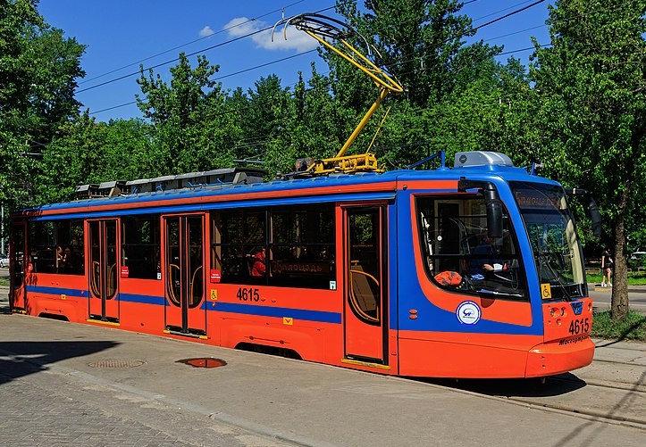 В Новосибирске 5 старых трамваев отремонтируют за 100 млн рублей