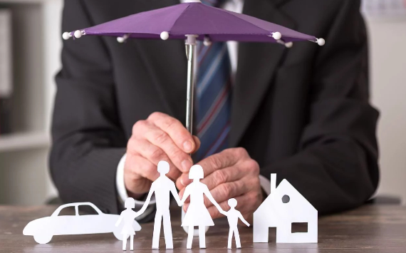 &#x0417;&#x0430;&#x20;&#x043F;&#x0435;&#x0440;&#x0432;&#x043E;&#x0435;&#x20;&#x043F;&#x043E;&#x043B;&#x0443;&#x0433;&#x043E;&#x0434;&#x0438;&#x0435;&#x20;2024&#x20;&#x0433;&#x043E;&#x0434;&#x0430;&#x20;&#x041A;&#x0410;&#x041F;&#x0418;&#x0422;&#x0410;&#x041B;&#x20;LIFE&#x20;&#x0443;&#x0440;&#x0435;&#x0433;&#x0443;&#x043B;&#x0438;&#x0440;&#x043E;&#x0432;&#x0430;&#x043B;&#x0430;&#x20;480&#x20;&#x0442;&#x044B;&#x0441;&#x044F;&#x0447;&#x20;&#x0441;&#x0442;&#x0440;&#x0430;&#x0445;&#x043E;&#x0432;&#x044B;&#x0445;&#x20;&#x0441;&#x043B;&#x0443;&#x0447;&#x0430;&#x0435;&#x0432;&#x20;&#x0438;&#x20;&#x0432;&#x044B;&#x043F;&#x043B;&#x0430;&#x0442;&#x0438;&#x043B;&#x0430;&#x20;&#x043A;&#x043B;&#x0438;&#x0435;&#x043D;&#x0442;&#x0430;&#x043C;&#x20;7,4&#x20;&#x043C;&#x043B;&#x0440;&#x0434;&#x20;&#x0440;&#x0443;&#x0431;&#x043B;&#x0435;&#x0439;