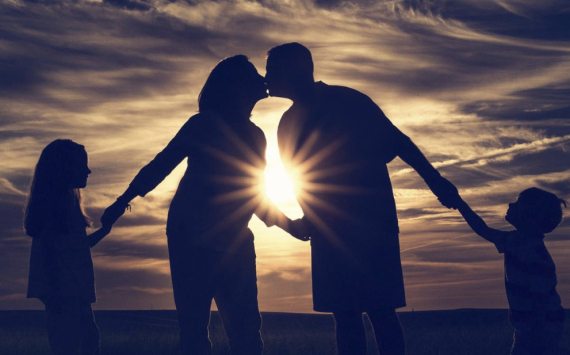 &#x042D;&#x043A;&#x043E;&#x043D;&#x043E;&#x043C;&#x0438;&#x0441;&#x0442;&#x20;&#x0417;&#x0443;&#x0431;&#x0435;&#x0446;&#x20;&#x043F;&#x0440;&#x0435;&#x0434;&#x043B;&#x043E;&#x0436;&#x0438;&#x043B;&#x20;&#x043F;&#x0440;&#x0435;&#x0432;&#x0440;&#x0430;&#x0442;&#x0438;&#x0442;&#x044C;&#x20;&#x043C;&#x043D;&#x043E;&#x0433;&#x043E;&#x0434;&#x0435;&#x0442;&#x043D;&#x044B;&#x0435;&#x20;&#x0441;&#x0435;&#x043C;&#x044C;&#x0438;&#x20;&#x0432;&#x20;&#x043D;&#x043E;&#x0432;&#x044B;&#x0439;&#x20;&#x0432;&#x0438;&#x0434;&#x20;&#x0431;&#x0438;&#x0437;&#x043D;&#x0435;&#x0441;&#x0430;