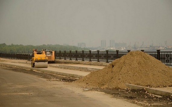 В Новосибирске ямы на дорогах залатают за 2,5 млрд рублей