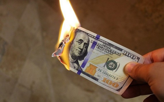 Экономист Балынин спрогнозировал падение курса доллара до 70 рублей