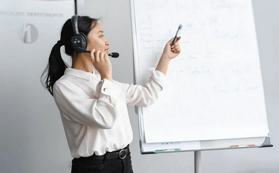 Экономист Беляев: Европейский бизнес не покинет необъятный рынок России