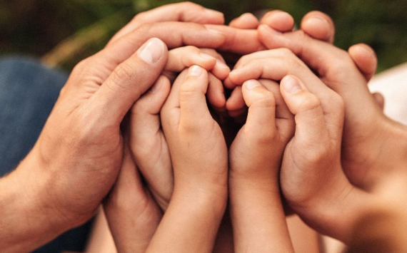 Каждый второй москвич проведет День семьи дома